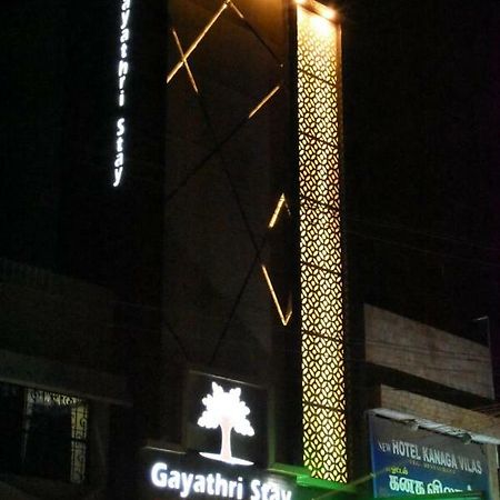 Gayathri Stay Канчипурам Екстериор снимка
