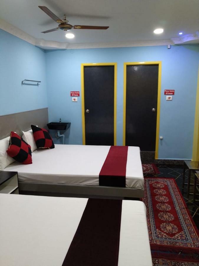 Gayathri Stay Канчипурам Екстериор снимка